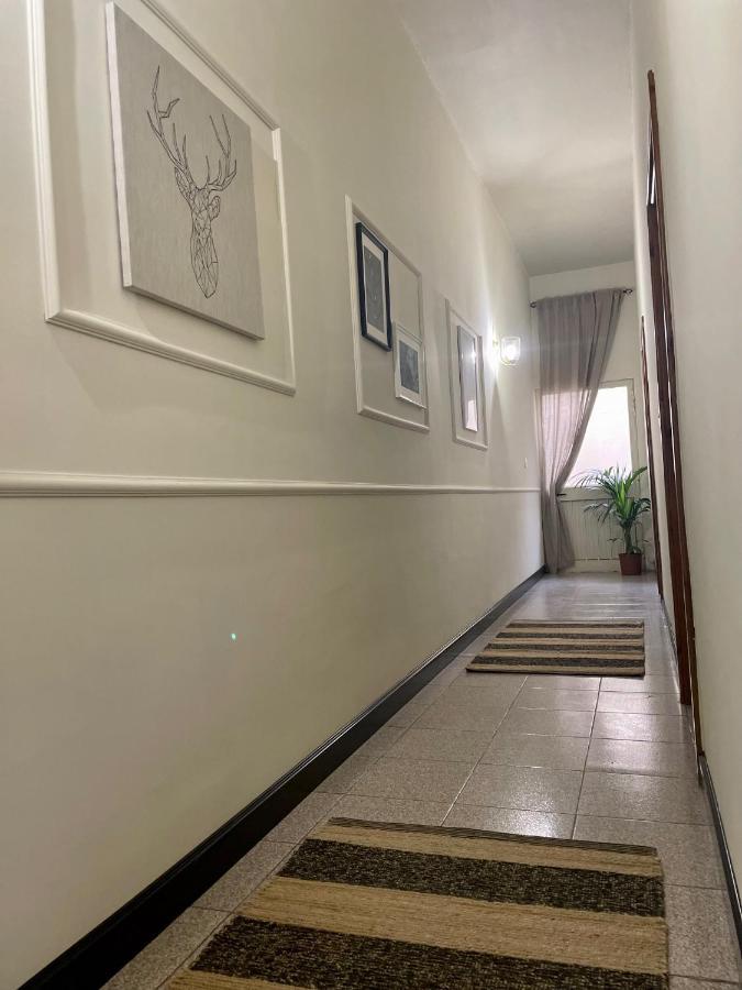 Seafront Apartment With Balcony Overlooking Marina غاينسييليم المظهر الخارجي الصورة